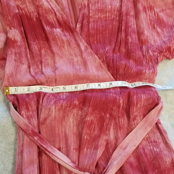 Belted Wrap dress. Beautiful rose pink color. - Picture 8 of 8